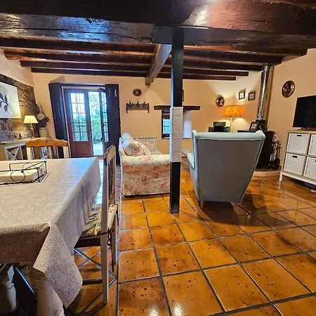 14a09 Casa De La Capilla Colunga